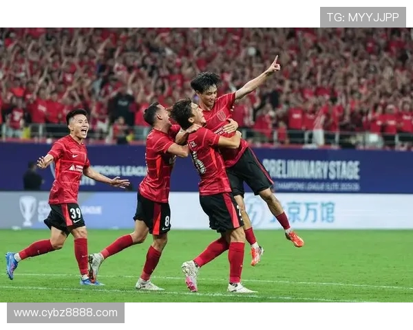 赛后分析：成都足球队与深圳足球队的战术配合与表现评估